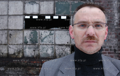 Jerzy Borowczak na terenie Stoczni Gdanskiej. 16.02.2005...