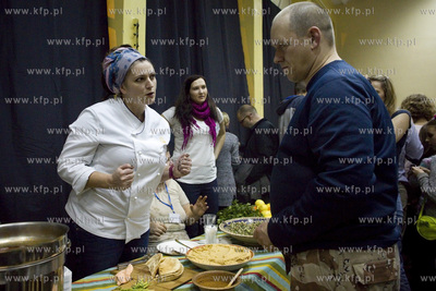Gdańsk. Szkoła Podstawowa nr 44. Pierwsza kolacja...