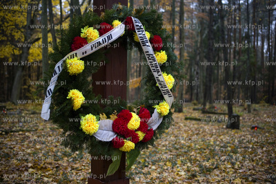 Dzień Wszystkich Świętych. Cmentarz ewangelicki...