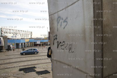 Nieznani sprawcy sprofanowali Pomnik Poległych Stoczniowców...