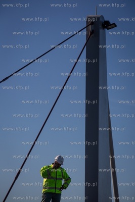 Pierwsze próby obciążeniowe budowanego mostu w Sobieszewie.
29.09.2018
fot....