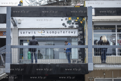 Drugi dzień obowiązywania nowych obostrzeń w związku...