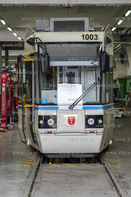 Zajezdnia tramwajowa Wrzeszcz GAiT. Tramwaj ALSTOM...