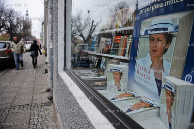 Gdansk. Ksiegarnia Muza. Autobiografia Danuty Walesy...