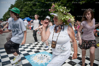 Gdynia. Park Rady Europy. Inauguracja sezonu letniego...