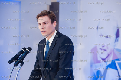 Muzeum Miasta w Gdyni. Uroczystosc wreczenia nagrod...