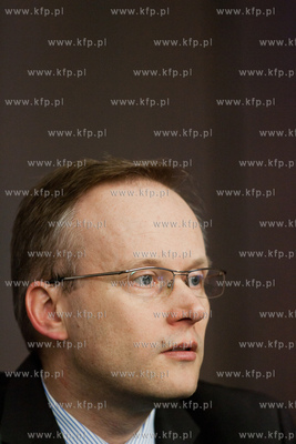 Gdansk. Sala BHP Stoczni Gdanskiej. Prezentacja 2 tomu...