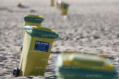 Gdansk. Letni wypoczynek na plazy miejskiej Stogi....