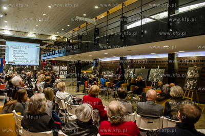 Gdansk. Teatr Wybrzeze. Premiera ksiazki pt. Teatr......
