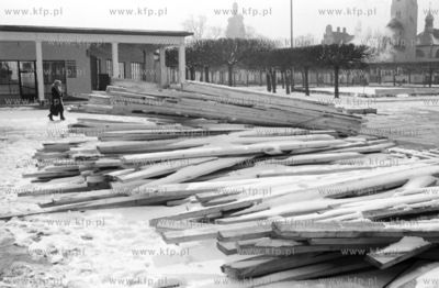 Remont mola w Sopocie. 03.1981 1marzec81_z.kosycarz_p7...