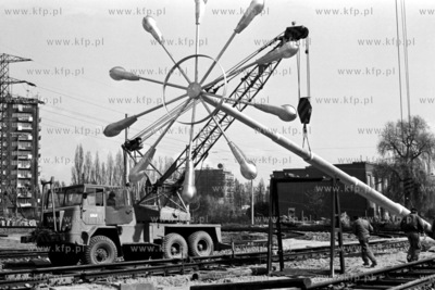 Montaż oświetlenia miejskiego na węźle Kliniczna...