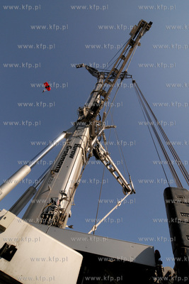 Mlode Miasto w Gdansku. Zawody Diverse Crane Boogie...