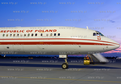 Gdansk, Rebiechowo. Nz. Tupolev Tu-154M 36 Specjalnego...
