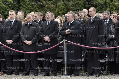 Kolobrzeg. Uroczystosci pogrzebowe posla, Sebastiana...