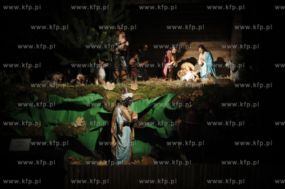 Tradycyjne gdanskie szopki bozonarodzeniowe. Nz. Szopka...