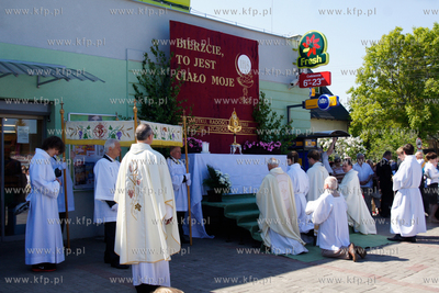 Procesja Bozego Ciala parafii sw. Maksymiliana Kolbe...