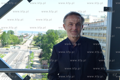 W Śródmieściu Gdyni został otwarty InfoBox, nietypowa...