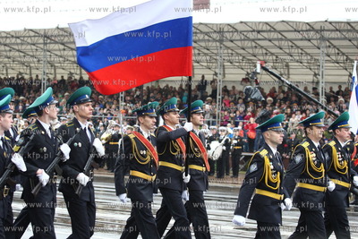Kaliningrad , Rosja 09.05.2014 Parada na Placu Zwyciestwa...