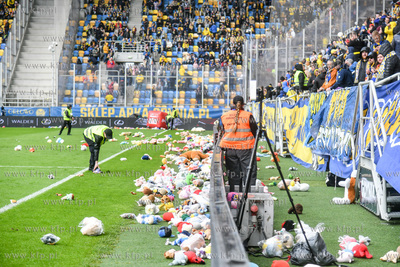 Betclic 1 Liga. Arka Gdynia - Termalika Bruk-Bet Nieciecza...