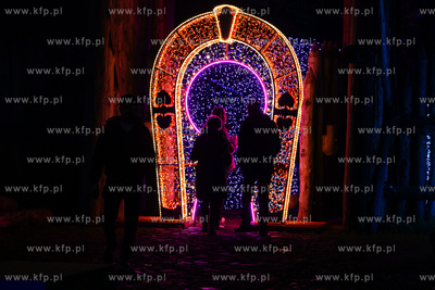 Przedpremierowy pokaz iluminacji w Lumina Park na terenie...