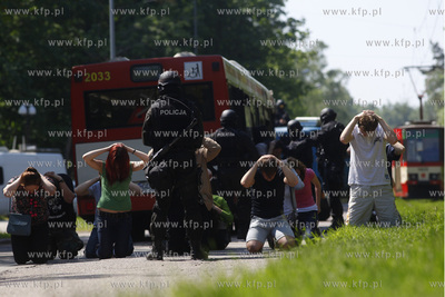Gdansk Stogi. Cwiczenia ZKM, Policji, Strazy Pozarnej...