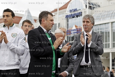 Ceremonia powitania drużyny Irlandii na Placu Przyjaciol...