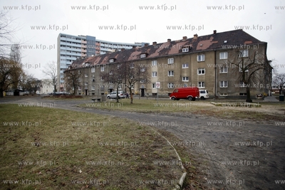 Plac ks. Gustkowicza w Gdansku NowymPorcie.
04.02.2013
fot....