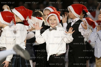 Gimnazjumnr 2 w Zukowie. Konkurs tanca towarzyskiego....