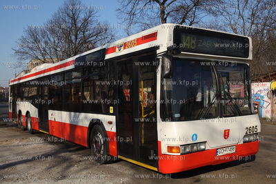 Autobus Neoplan N4020 linii 148 na przystanku w Gdańsku...