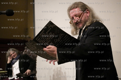 Ratusz Staromiejski w Gdańsku. Benefis Macieja Kosycarza.
11.10.2015
fot....