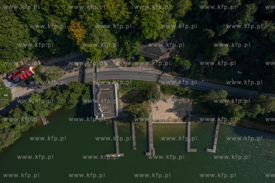 Jezioro w Ostrzycach.
06.09.2024
fot. Krzysztof Mystkowski...