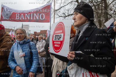 Protest Nie dla nielegalnej imigracji zorganizowany...