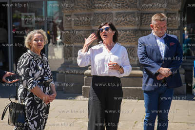 Plac między Katownią a Bramą wyżynno. Otwarcie...