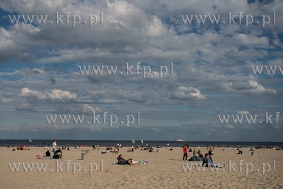 Gdynia, plaża. 06.06.2020 / fot. Anna Rezulak / KFP