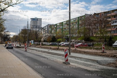 Gdańsk. Przebudowa sieci wodociągowych i kanalizacyjnych...