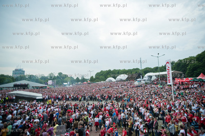 Gdansk. Strefa Kibica na Placu Zebran Ludowych gdzie...