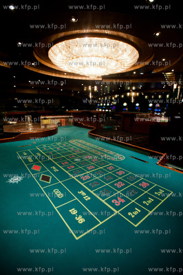 Port w Gdyni. Nabrzeze Francuskie. Wizyta wycieczkowca...