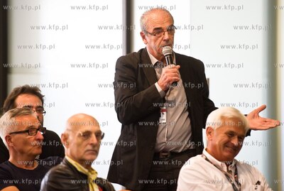 Gdynia. 39 Festiwal Filmowy w Gdyni. Promocja ksiazki...