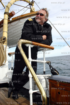 Wizyta zaglowca George Stage - najmniejszego pelnorejowca...