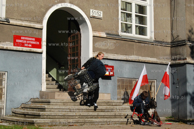 Wybory parlamentarne 2007. Obwodowa Komisja Wyborcza...