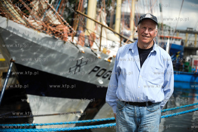 Gdynia. Poczatek rejsu na Jachcie Pogoria, zorganizowanego...