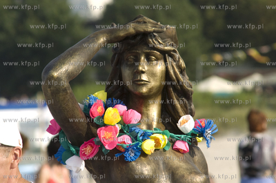 Ustka
Na molo wschodnim w Ustce odslonieto pomnik...