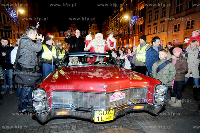 Gdansk. Przybycie Mikolaja i rozswietlenie najwyzszej...