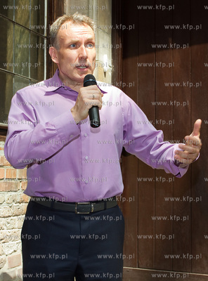 Oficjalna prezentacja RWD 13 na dziedzincu Ratusza...