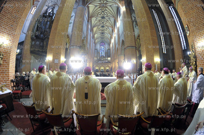 W uroczystooa Niepokalanego Poczecia NMP, w sobote...
