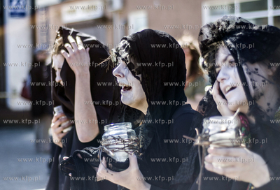 Oliwa, Park Oliwski. II Festiwal Etnowiosnowisko. Happening...