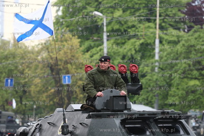 Kaliningrad , Rosja 09.05.2014 Parada na Placu Zwyciestwa...