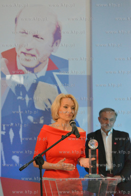 Gdynia Muzeum Emigracji w Gdyni.  Uroczystosc wreczenia...