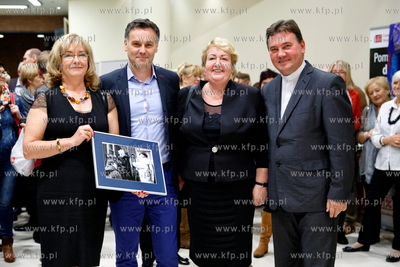 Gdansk. Filharomnia Baltycka. Koncert charytatywny...