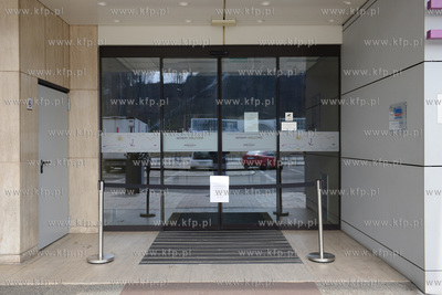 Wzorowo wprost do apelu by pozostac w domach podchodza...